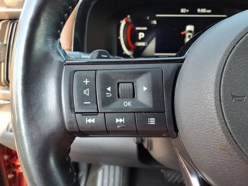 Used 2023 Nissan Pathfinder Platinum AWD/4WD image 19