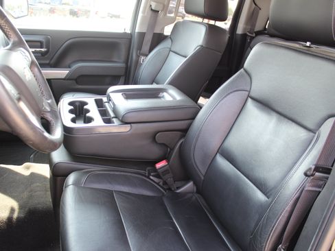 Used 2015 Chevrolet Silverado 1500 LT w/ LT Convenience Package AWD/4WD image 13
