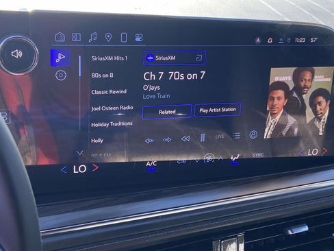 Certified 2025 Chevrolet Tahoe LS image 14