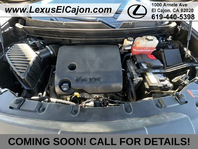 Used 2022 Chevrolet Traverse RS w/ LPO, Cargo Package FWD image 36
