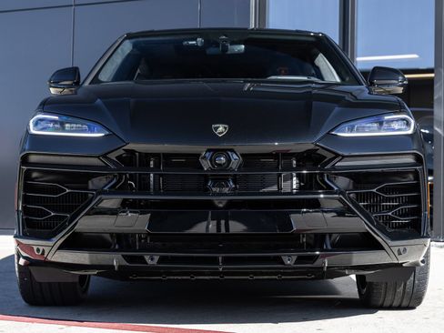 Used 2026 Lamborghini Urus SE AWD/4WD image 4