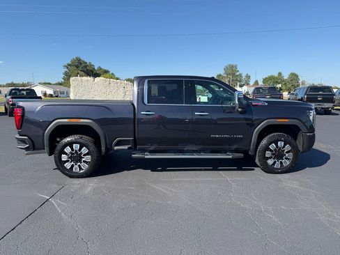 Used 2024 GMC Sierra 2500 Denali w/ Denali Reserve Package image 25