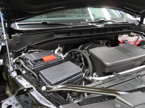 Used 2026 Cadillac Escalade Platinum Sport w/ LPO, Floor Liner Package image 28