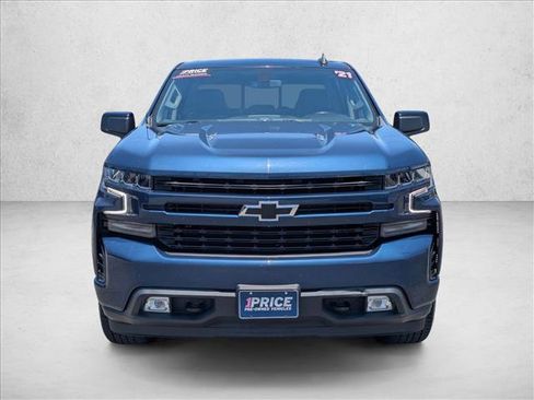 Used 2021 Chevrolet Silverado 1500 RST w/ Convenience Package II AWD/4WD image 2