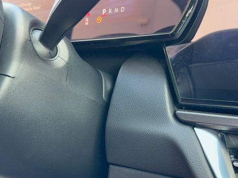 Used 2026 Chevrolet Equinox EV LT FWD image 20