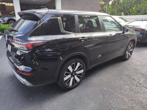 Used 2025 Mitsubishi Outlander SE AWD/4WD image 7