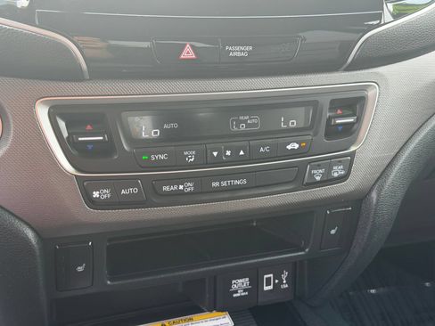 Used 2023 Honda Ridgeline RTL-E image 24
