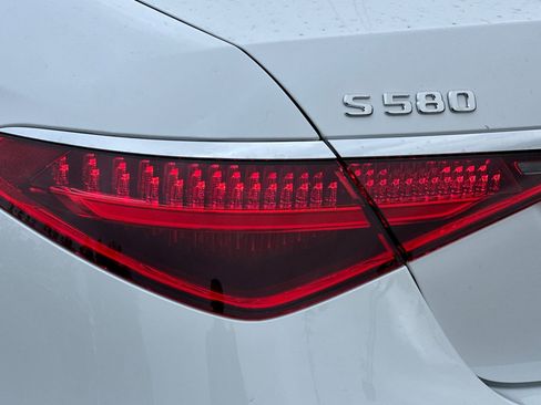 New 2026 Mercedes-Benz S 580 4MATIC Sedan image 12