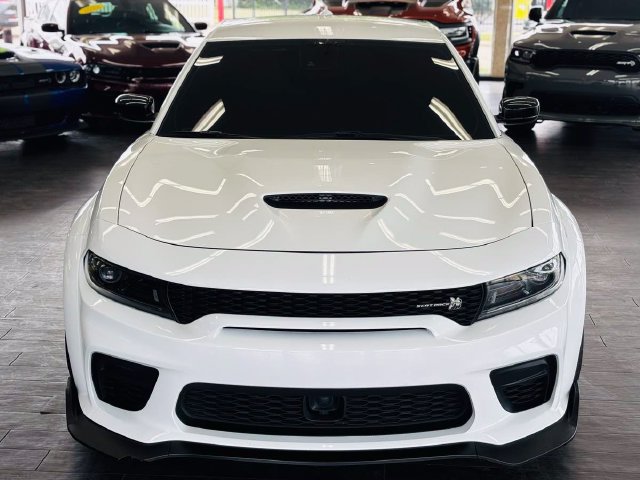 Used 2023 Dodge Charger Scat Pack RWD image 19
