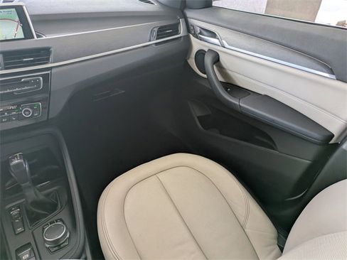 Used 2017 BMW X1 xDrive28i image 22