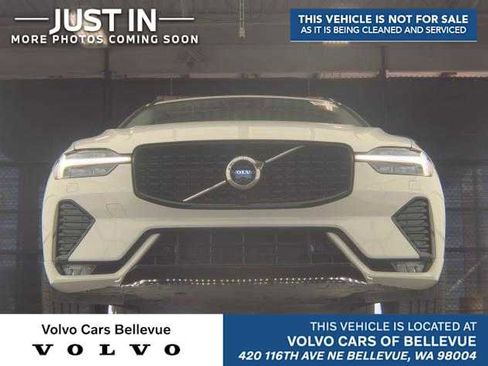 Used 2025 Volvo XC60 B5 Plus image 1