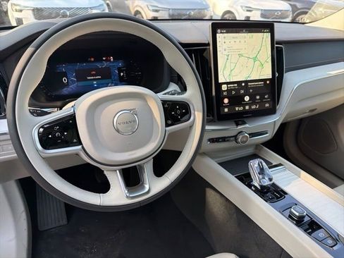 New 2026 Volvo XC60 T8 Ultra w/ Protection Package Premier image 18