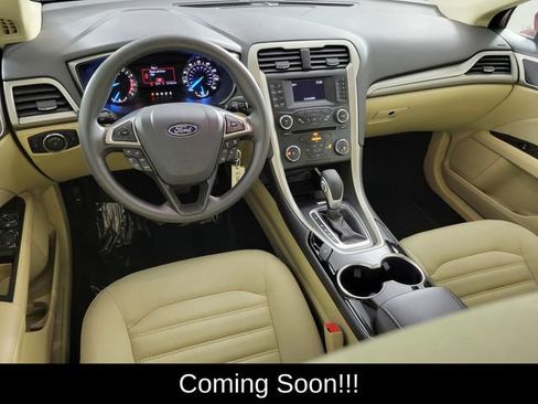 Used 2014 Ford Fusion SE image 33