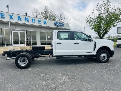 New 2026 Ford F350 XL AWD/4WD image 10