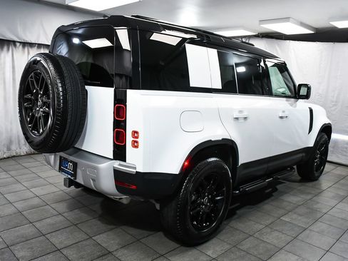 Used 2025 Land Rover Defender 110 S AWD/4WD image 6