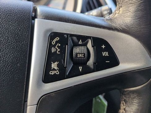 Used 2017 Chevrolet Equinox LT w/ Convenience Package image 16