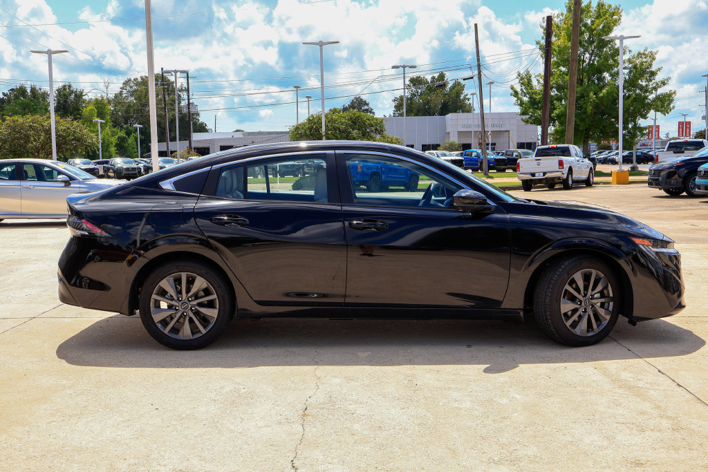Certified 2026 Nissan Sentra SL w/ Floor Mat Package FWD image 22