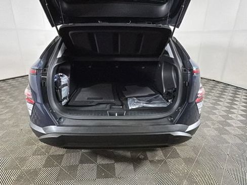 Certified 2025 Hyundai Kona SEL AWD/4WD image 28