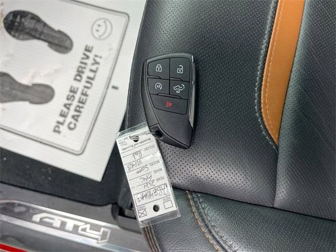 Used 2024 GMC Sierra 2500 AT4 w/ AT4 Preferred Package image 35