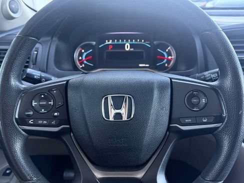 Used 2019 Honda Pilot LX image 34