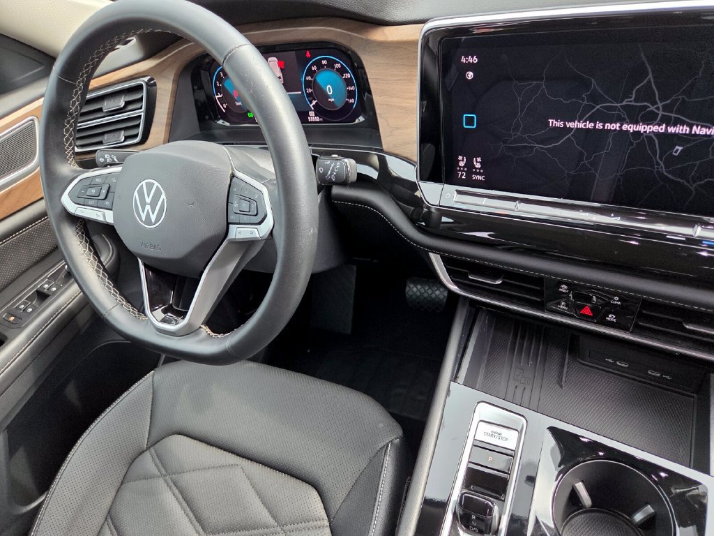 Used 2025 Volkswagen Atlas SE AWD/4WD image 32