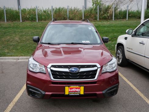 Used 2018 Subaru Forester 2.5i w/ Alloy Wheel Package AWD/4WD image 4