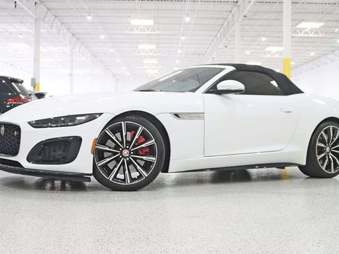 Used 2021 Jaguar F-TYPE R AWD/4WD image 2