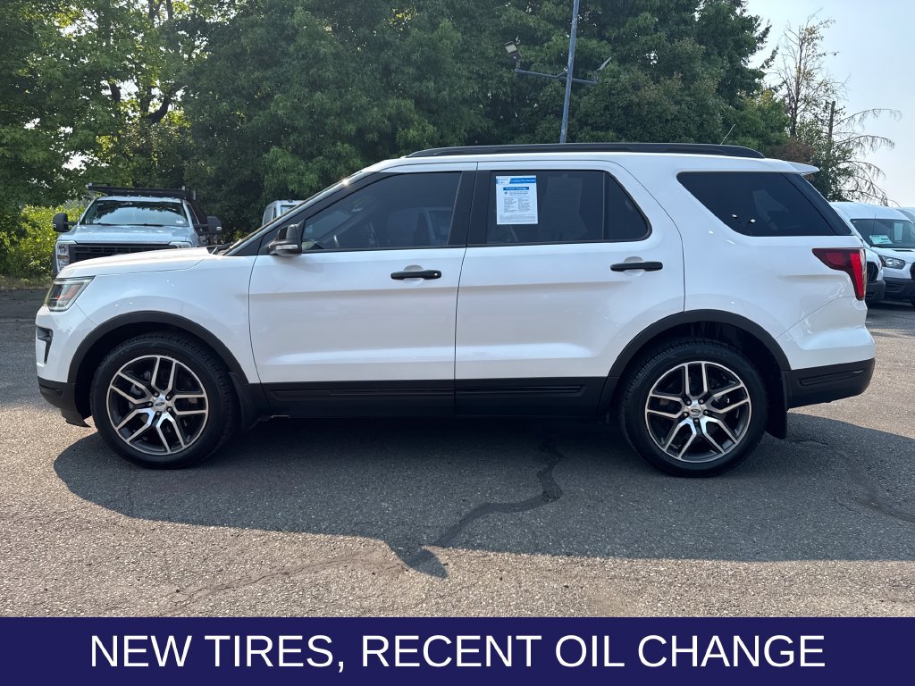 Used 2018 Ford Explorer Sport AWD/4WD image 2
