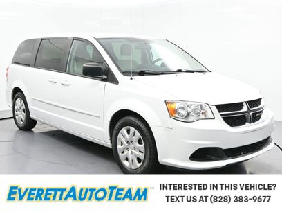 Used 2017 Dodge Grand Caravan SE