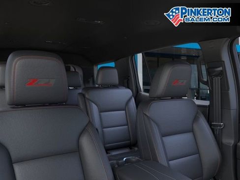 New 2026 Chevrolet Traverse Z71 image 24