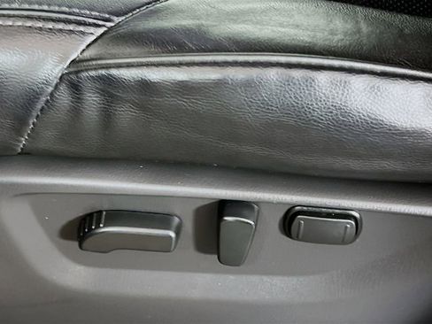 Used 2022 Nissan Armada SL image 19