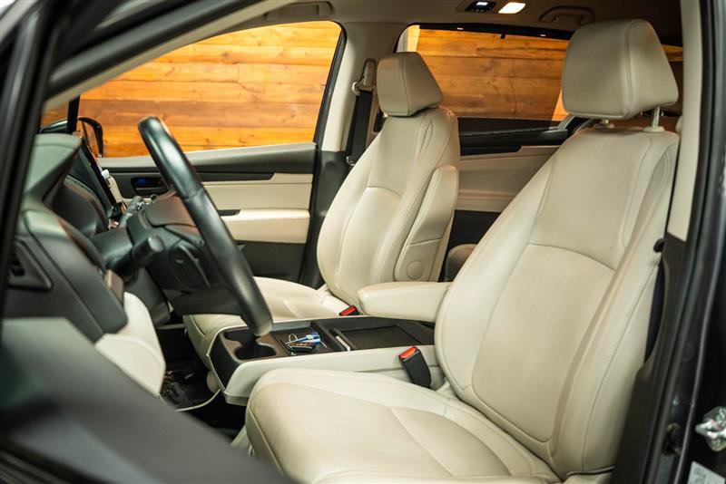 Used 2025 Honda Odyssey Touring image 10
