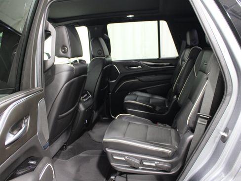 Used 2021 Cadillac Escalade Sport AWD/4WD image 22