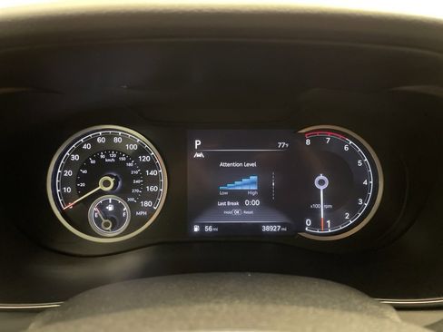 Used 2022 Genesis G70 3.3T image 15