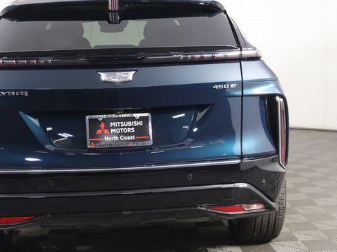 Used 2025 Cadillac Lyriq Luxury RWD image 19