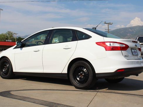 Used 2012 Ford Focus SE FWD image 70