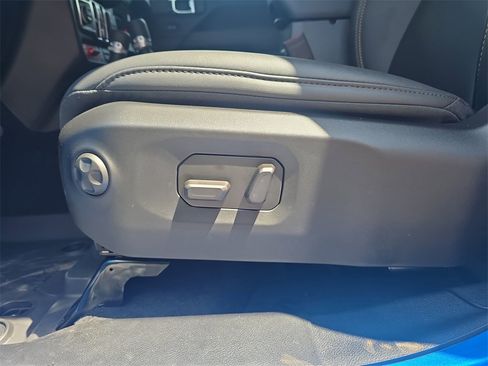 New 2025 Jeep Wrangler Unlimited Rubicon 392 image 12