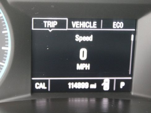 Used 2018 Chevrolet Equinox LT AWD/4WD image 22