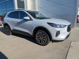 New 2026 Ford Escape SE video 2