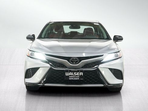 Used 2019 Toyota Camry XSE FWD image 8