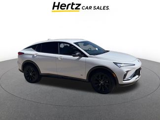 Used 2025 Buick Envista Sport Touring video 1