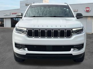 Used 2024 Jeep Wagoneer L 4WD video 2
