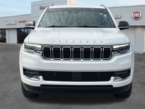 Used 2024 Jeep Wagoneer L 4WD image 2