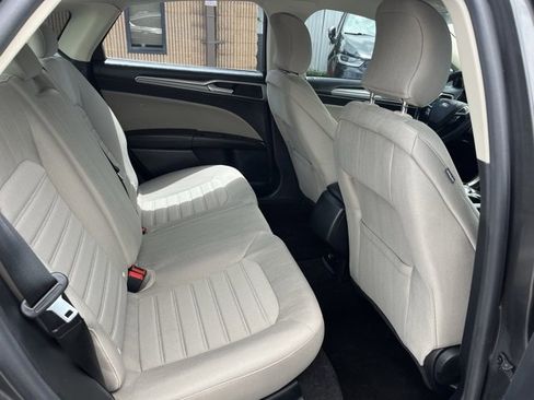 Used 2019 Ford Fusion S image 11