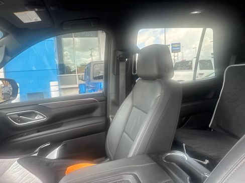 Used 2024 Chevrolet Tahoe Z71 w/ Z71 Off-Road Package AWD/4WD image 15