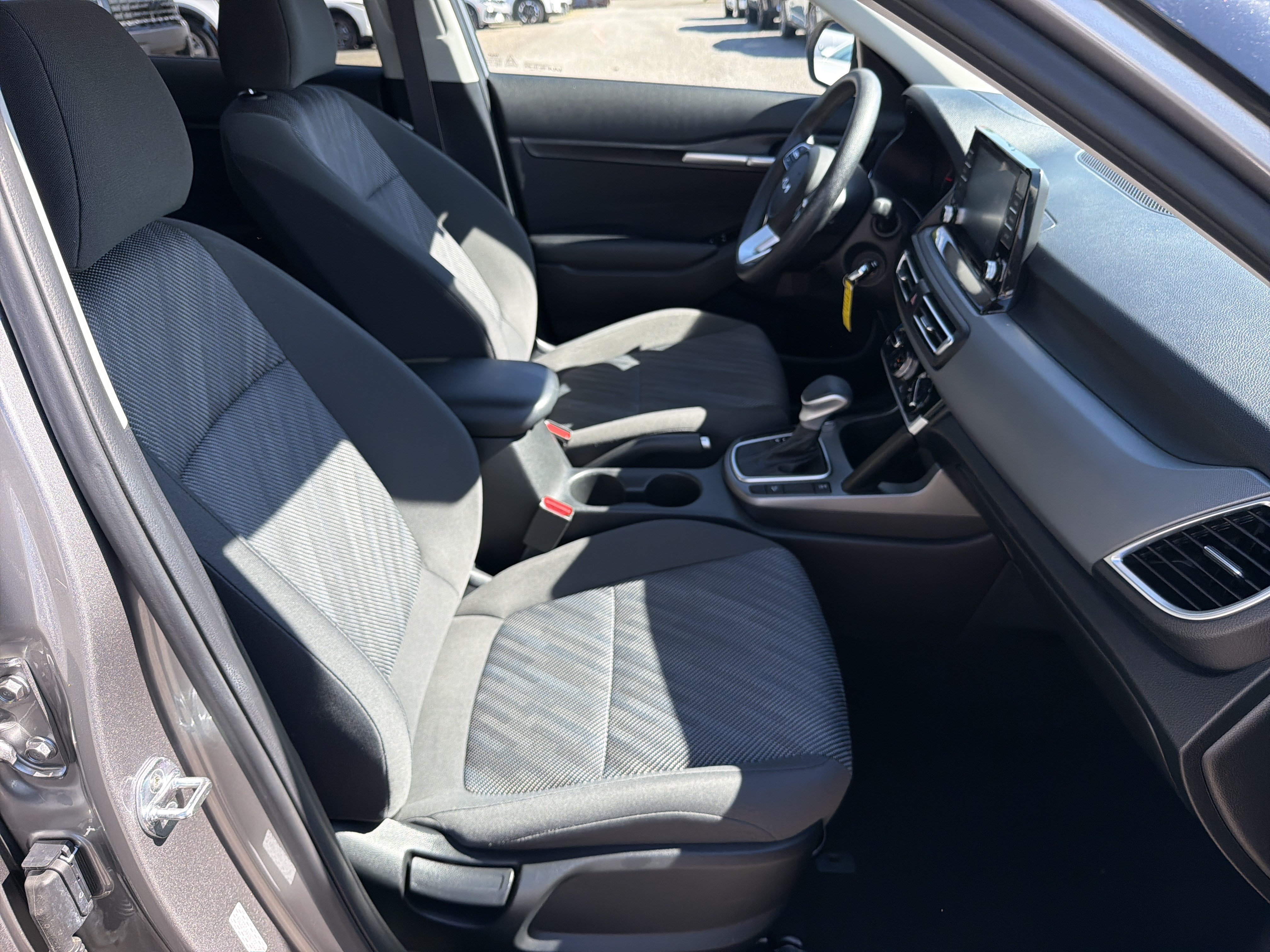 Used 2022 Kia Seltos LX AWD/4WD image 13