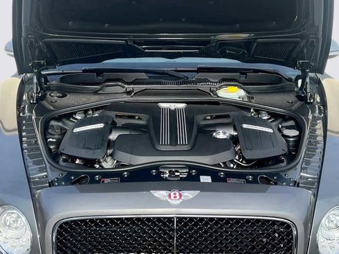 Used 2018 Bentley Flying Spur S V8 image 30