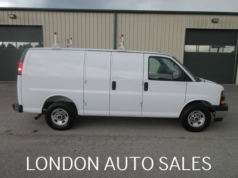 Used 2025 GMC Savana 2500 w/ Driver Convenience Package RWD image 6