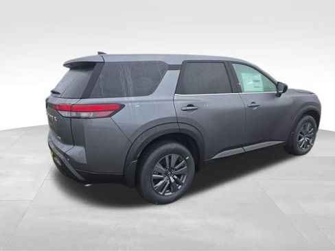 New 2025 Nissan Pathfinder S image 7