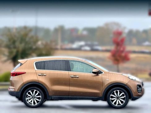 Used 2017 Kia Sportage EX w/ EX Technology Package image 7